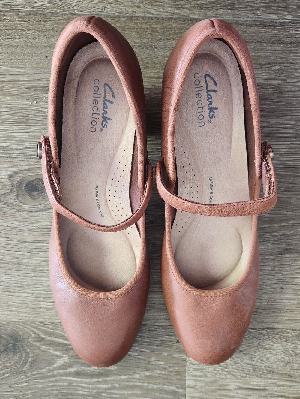 Clarks Comfortable Brown Leather Mary Jane Block Heels - Picture 4 of 11
